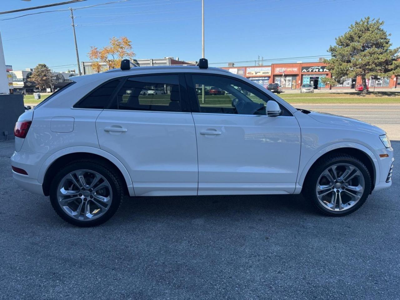 2018 Audi Q3 PROGRESSIV QUATTRO |PANO SUNROOF |NO ACCIDENTS Photo3