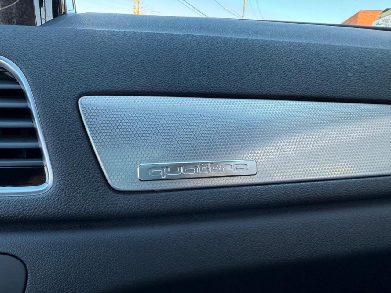 2018 Audi Q3 PROGRESSIV QUATTRO |PANO SUNROOF |NO ACCIDENTS Photo