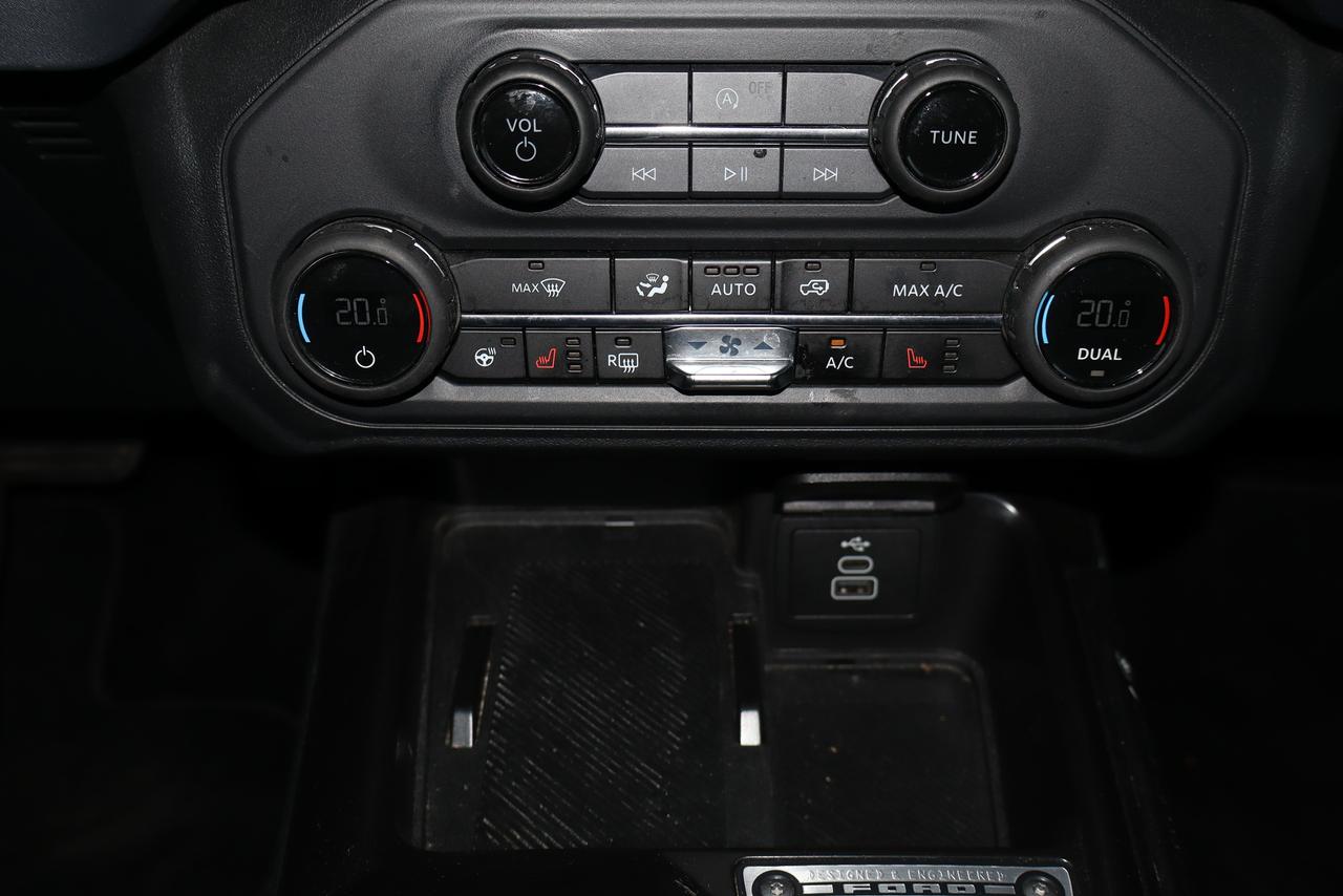 2026 Ford Bronco OUTER BANKS 4 DOOR 4X4 Photo
