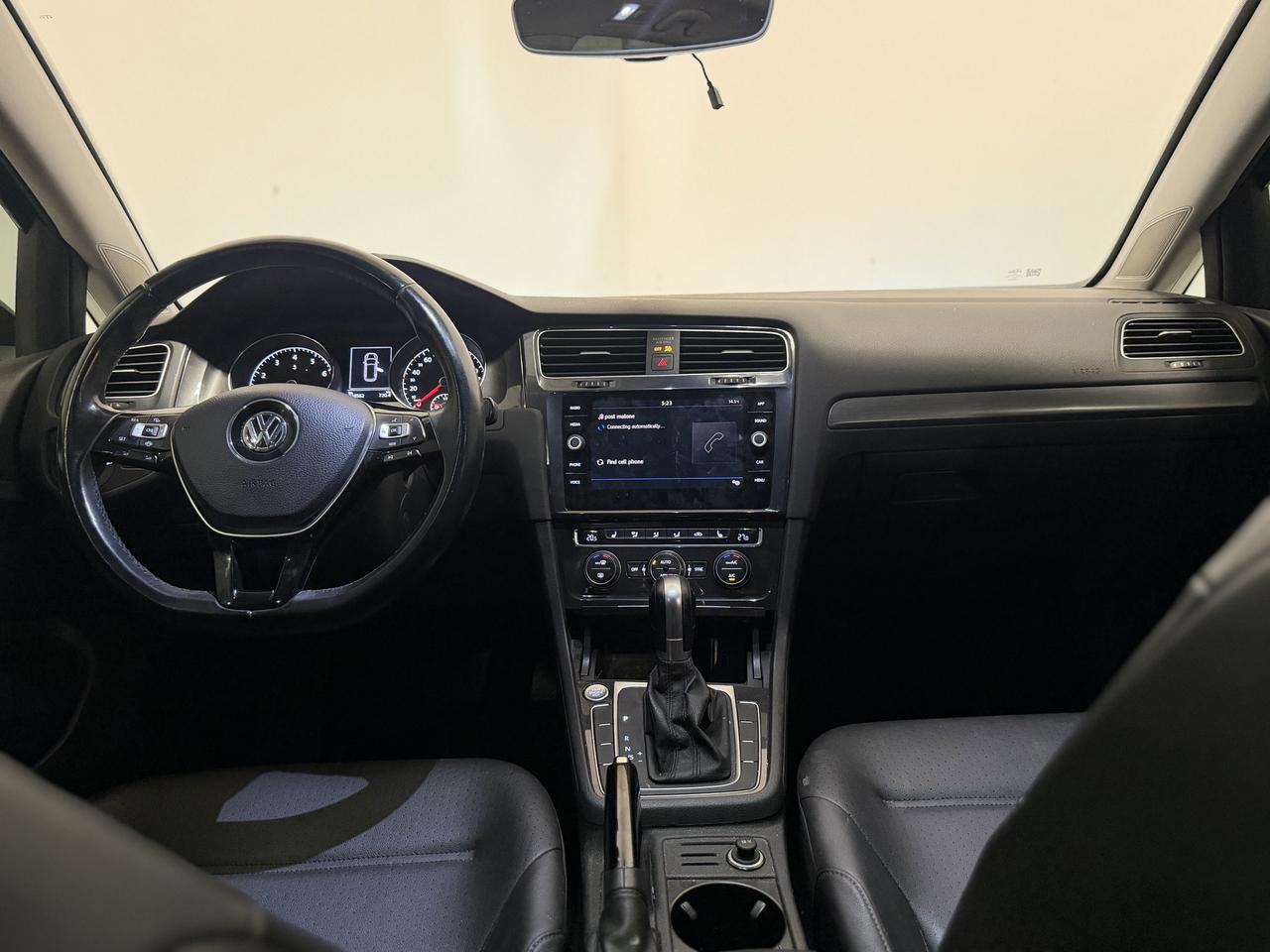 2019 Volkswagen Golf SportWagen Comfortline Photo
