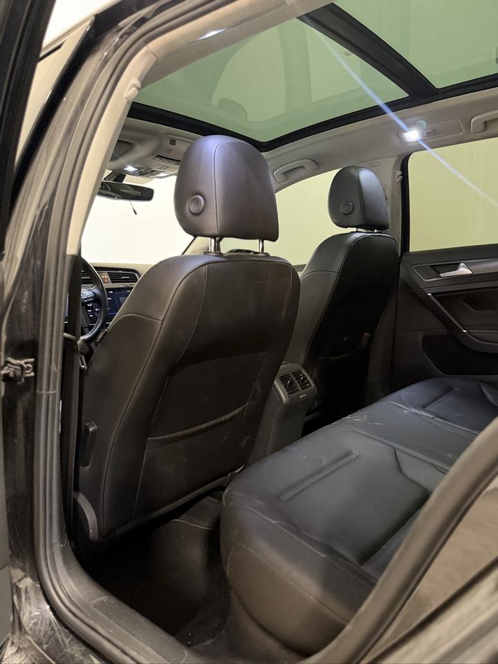 2019 Volkswagen Golf SportWagen Comfortline Photo