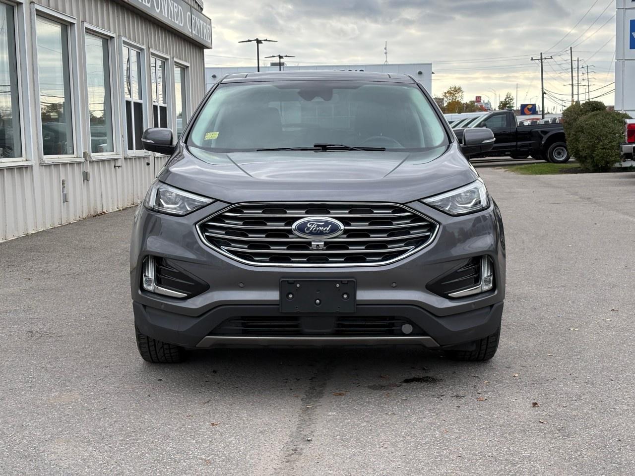 2021 Ford Edge Titanium AWD Photo