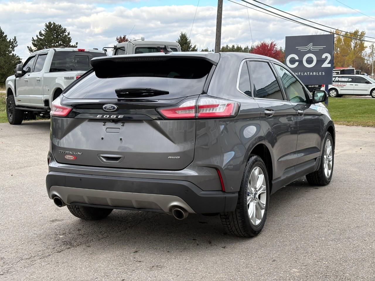 2021 Ford Edge Titanium AWD Photo