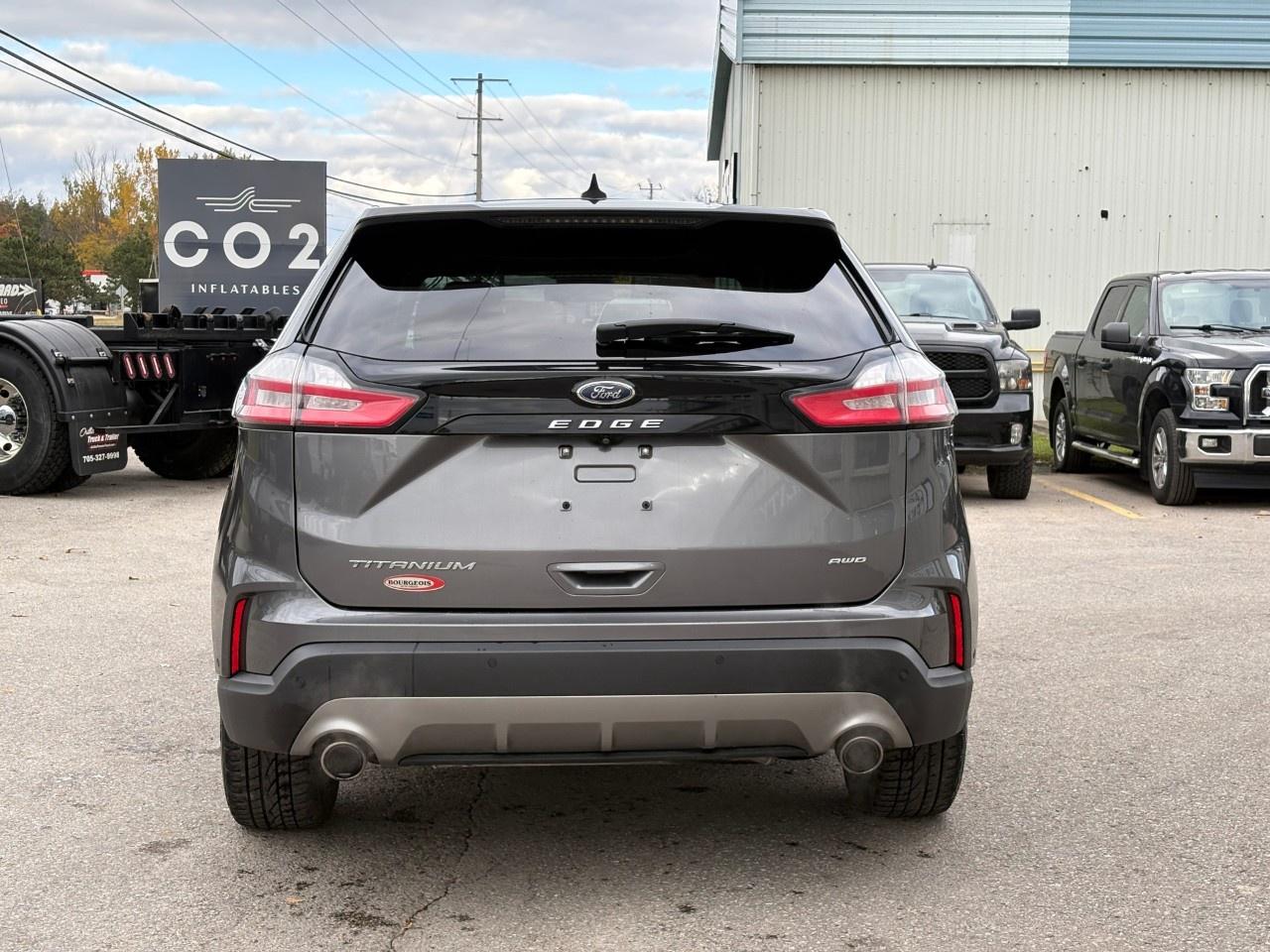 2021 Ford Edge Titanium AWD Photo