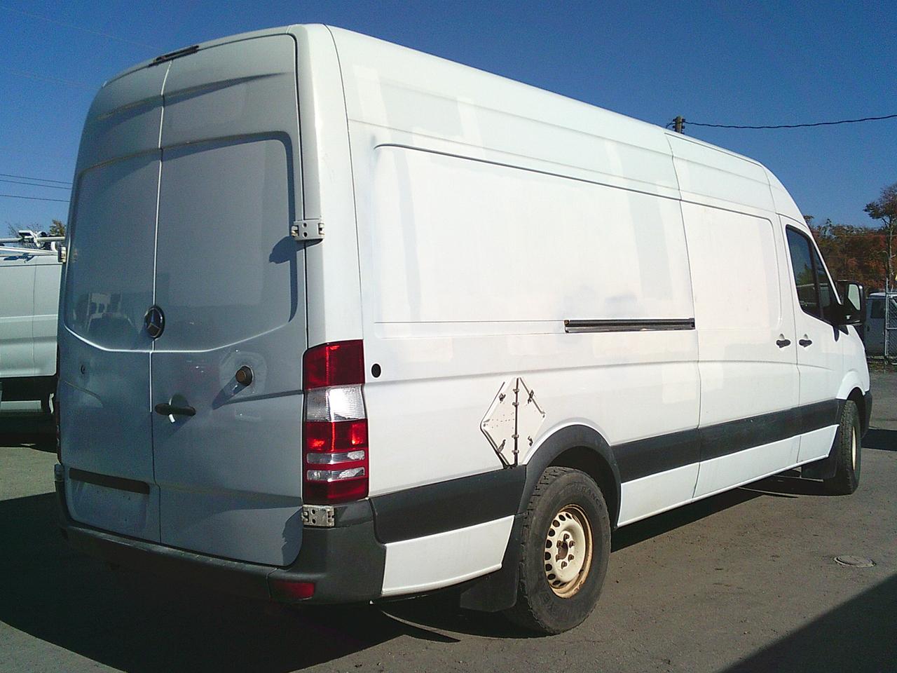 2017 Mercedes-Benz Sprinter RWD 2500 V6 170" EXT W/ SHELVES! Photo