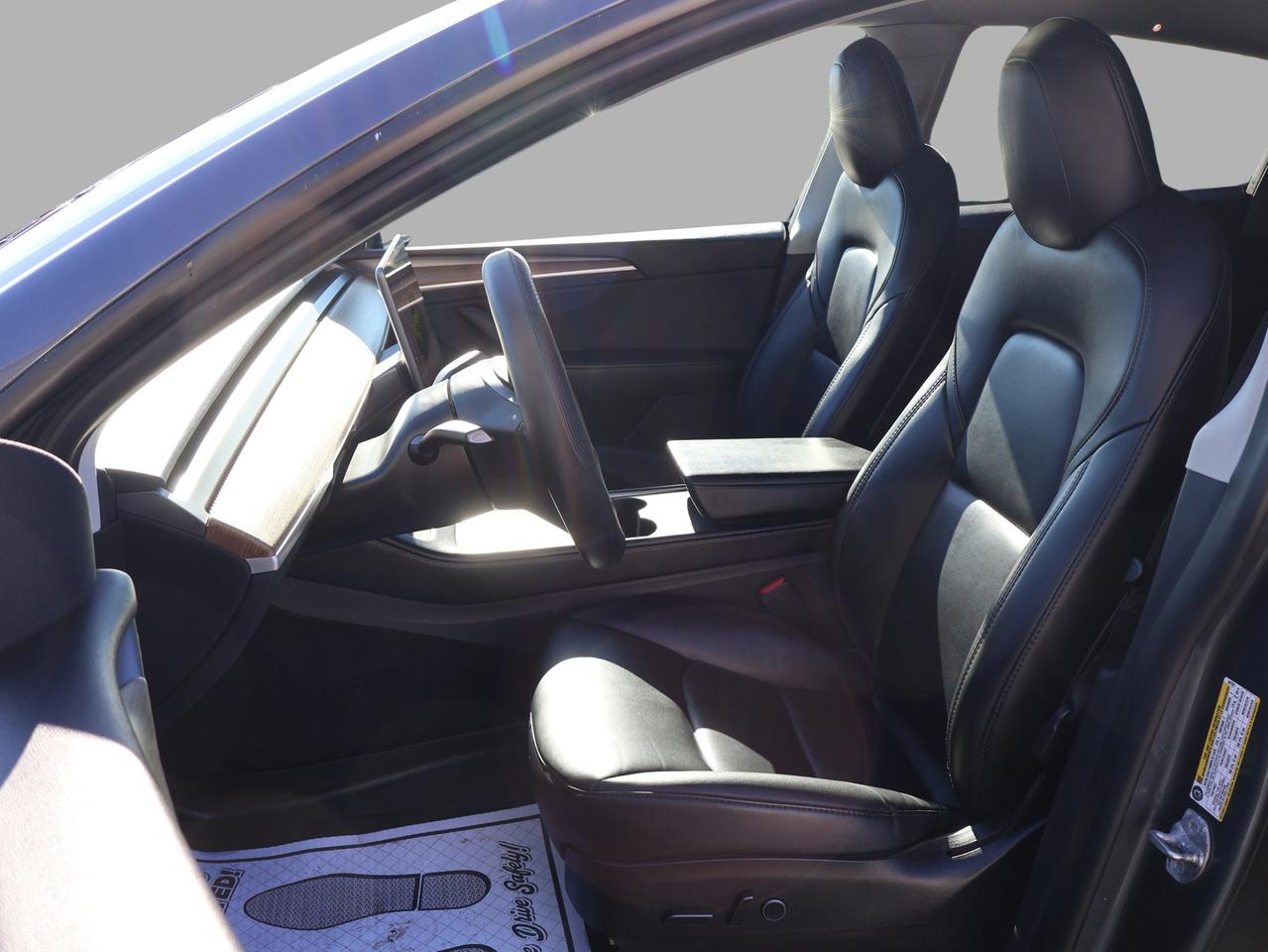 2023 Tesla Model Y LONG RANGE DUAL MOTOR AWD *ACCIDENT FREE*1 OWNER*2ND WINTER* CAMERA NAV BLUETOOTH LEATHRE HEATED SEATS CRUISE Photo
