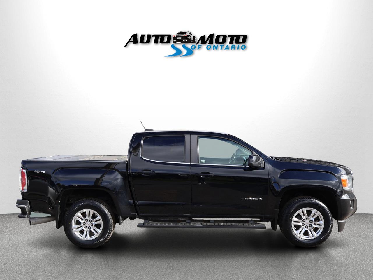 2019 GMC Canyon TURBO DIESEL SLE 4WD *ACCIDENT FREE*GMC MAINTAIN* CAMERA BLUETOOTH HEATED SEATS CRUISE ALLOYS Photo
