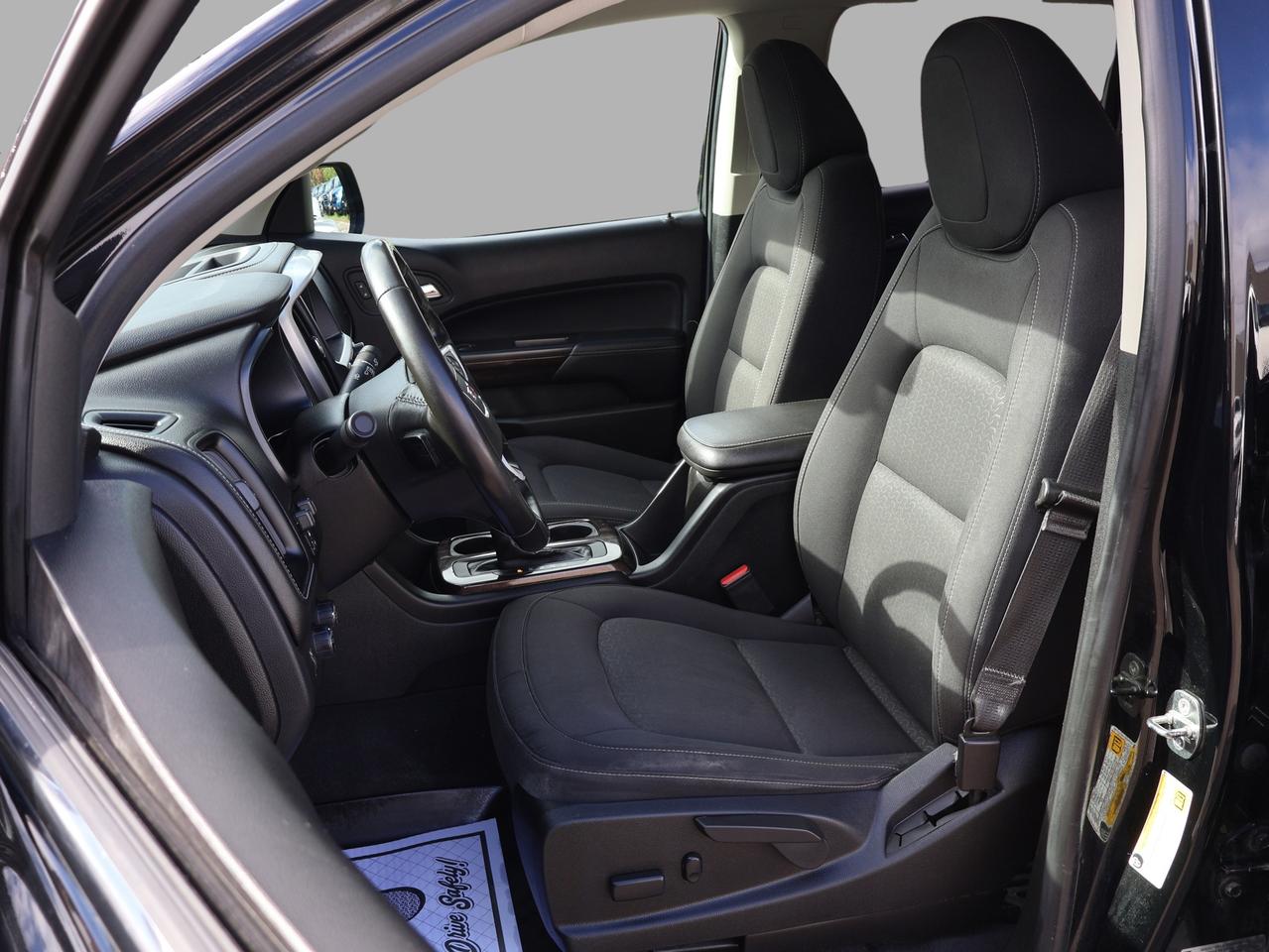 2019 GMC Canyon TURBO DIESEL SLE 4WD *ACCIDENT FREE*GMC MAINTAIN* CAMERA BLUETOOTH HEATED SEATS CRUISE ALLOYS Photo
