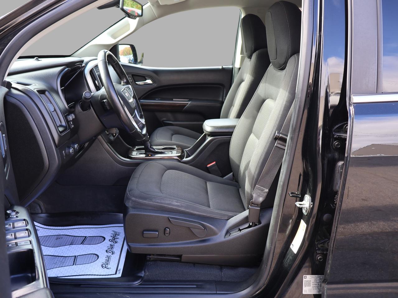 2019 GMC Canyon TURBO DIESEL SLE 4WD *ACCIDENT FREE*GMC MAINTAIN* CAMERA BLUETOOTH HEATED SEATS CRUISE ALLOYS Photo