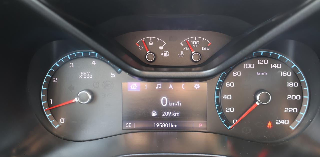 2019 GMC Canyon TURBO DIESEL SLE 4WD *ACCIDENT FREE*GMC MAINTAIN* CAMERA BLUETOOTH HEATED SEATS CRUISE ALLOYS Photo