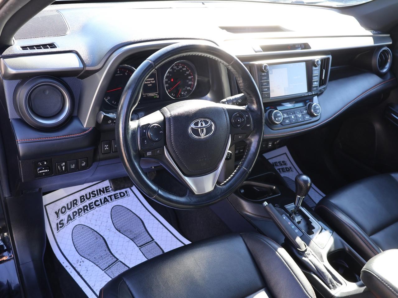 2018 Toyota RAV4 SE AWD CERTIFIED CAMERA NAV BLUETOOTH LEATHER HEATED SEATS SUNROOF CRUISE ALLOYS Photo