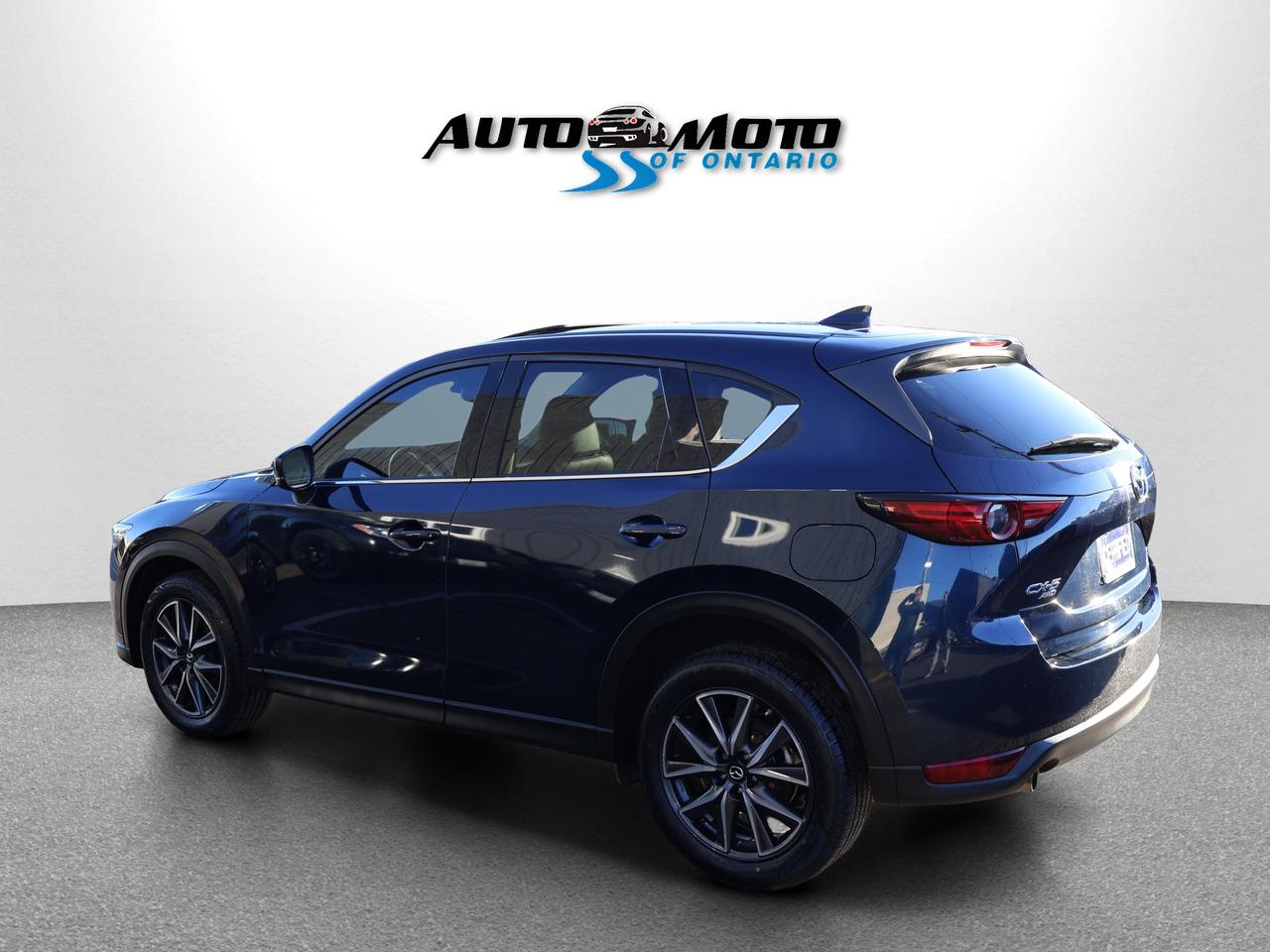 2017 Mazda CX-5 GRAND TOURING AWD CERTIFIED *ACCIDENT FREE*1 OWNER* CAMERA NAV BLUETOOTH LEATHER HEATED SEATS SUNROOF CRUISE ALLOYS Photo4