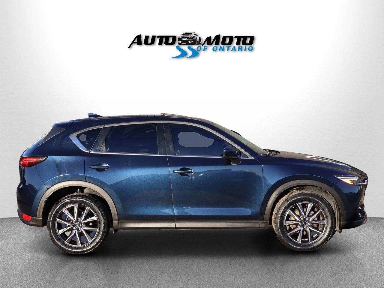2017 Mazda CX-5 GRAND TOURING AWD CERTIFIED *ACCIDENT FREE*1 OWNER* CAMERA NAV BLUETOOTH LEATHER HEATED SEATS SUNROOF CRUISE ALLOYS Photo