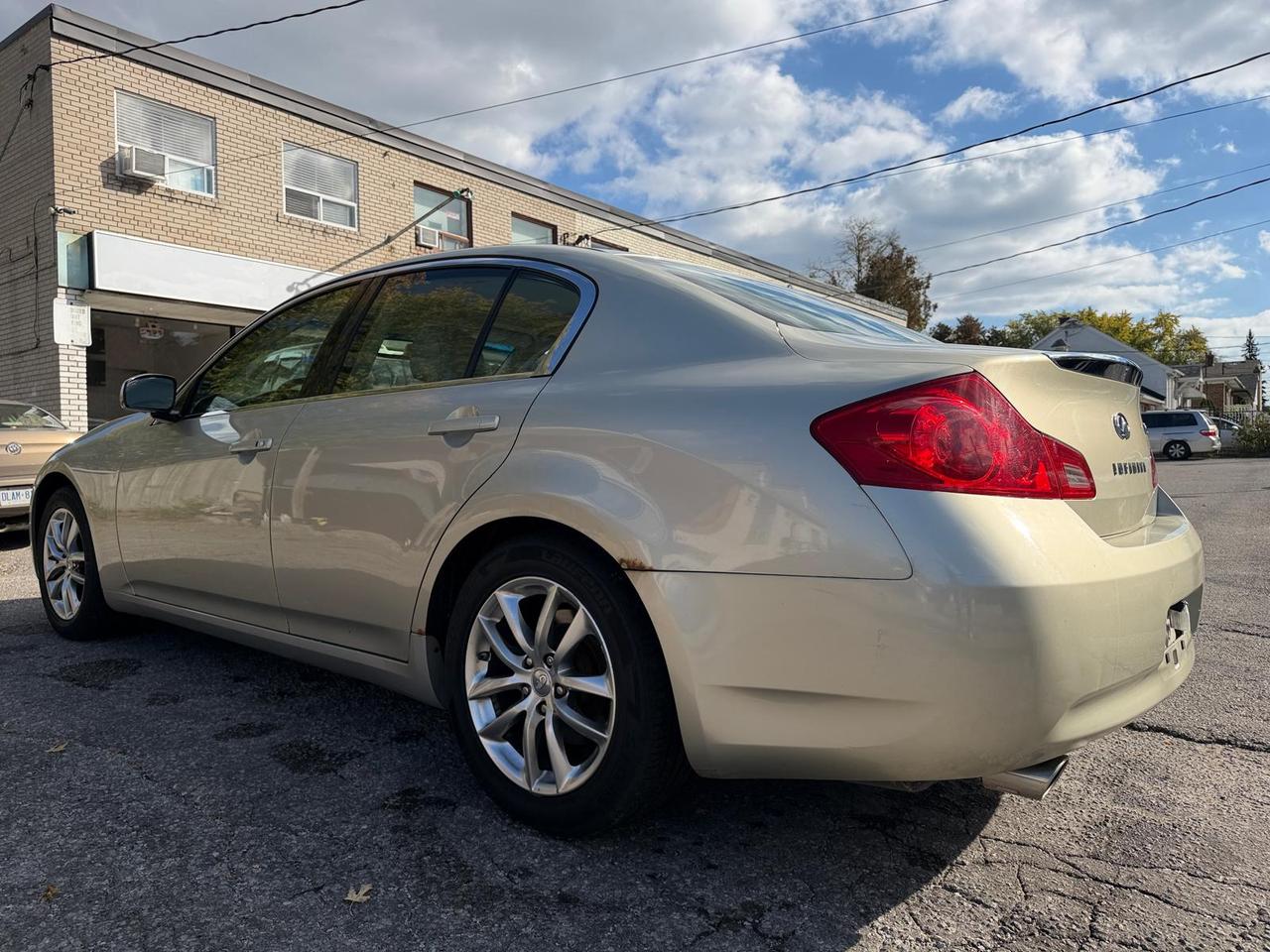 2007 Infiniti G35 4dr Auto Journey RWD Photo