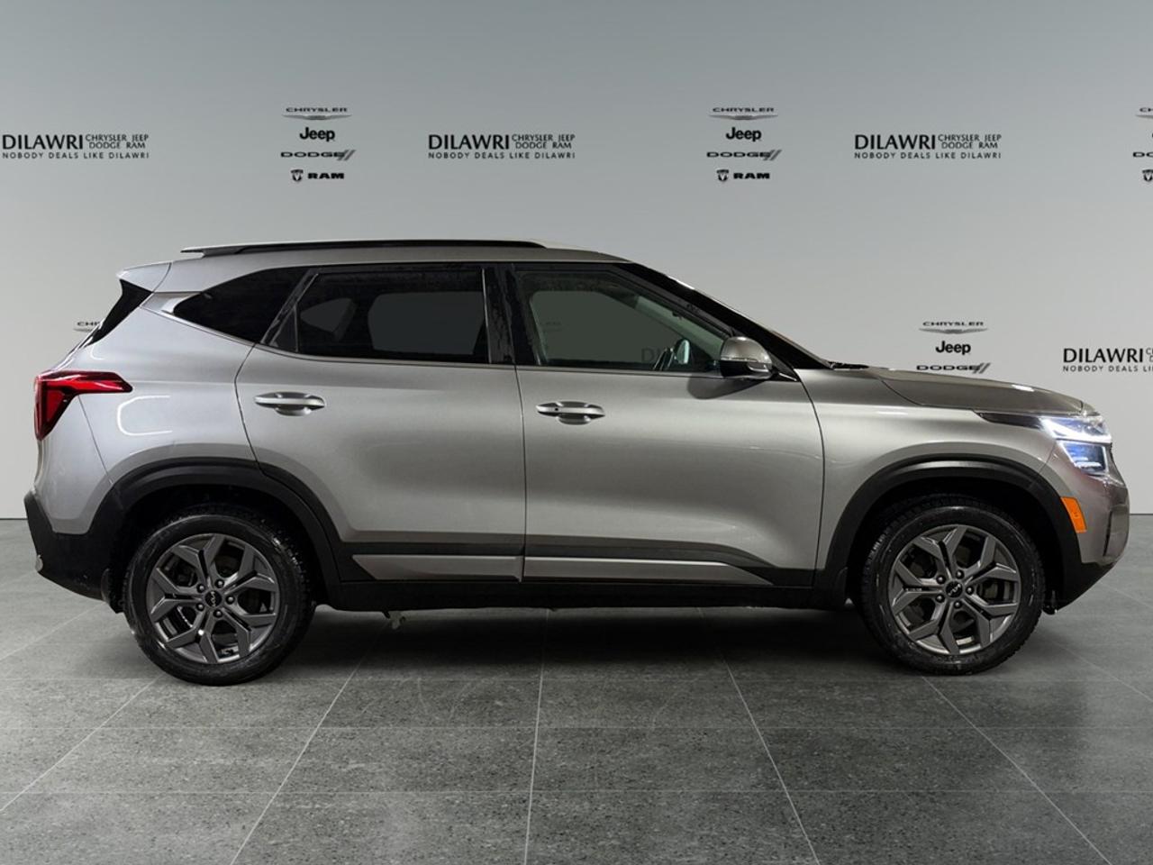 2025 Kia Seltos EX AWD Photo