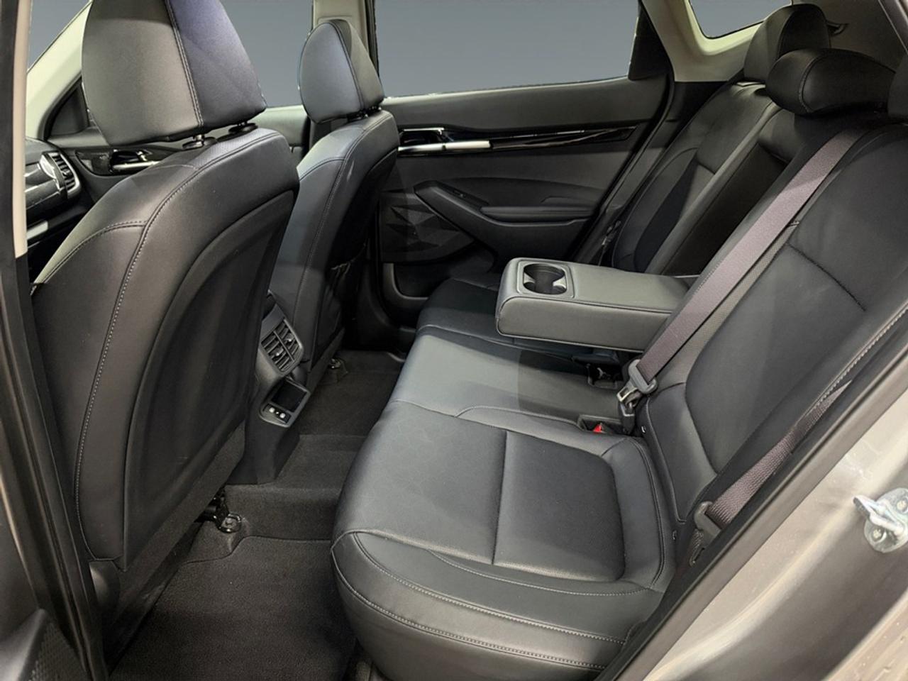 2025 Kia Seltos EX AWD Photo