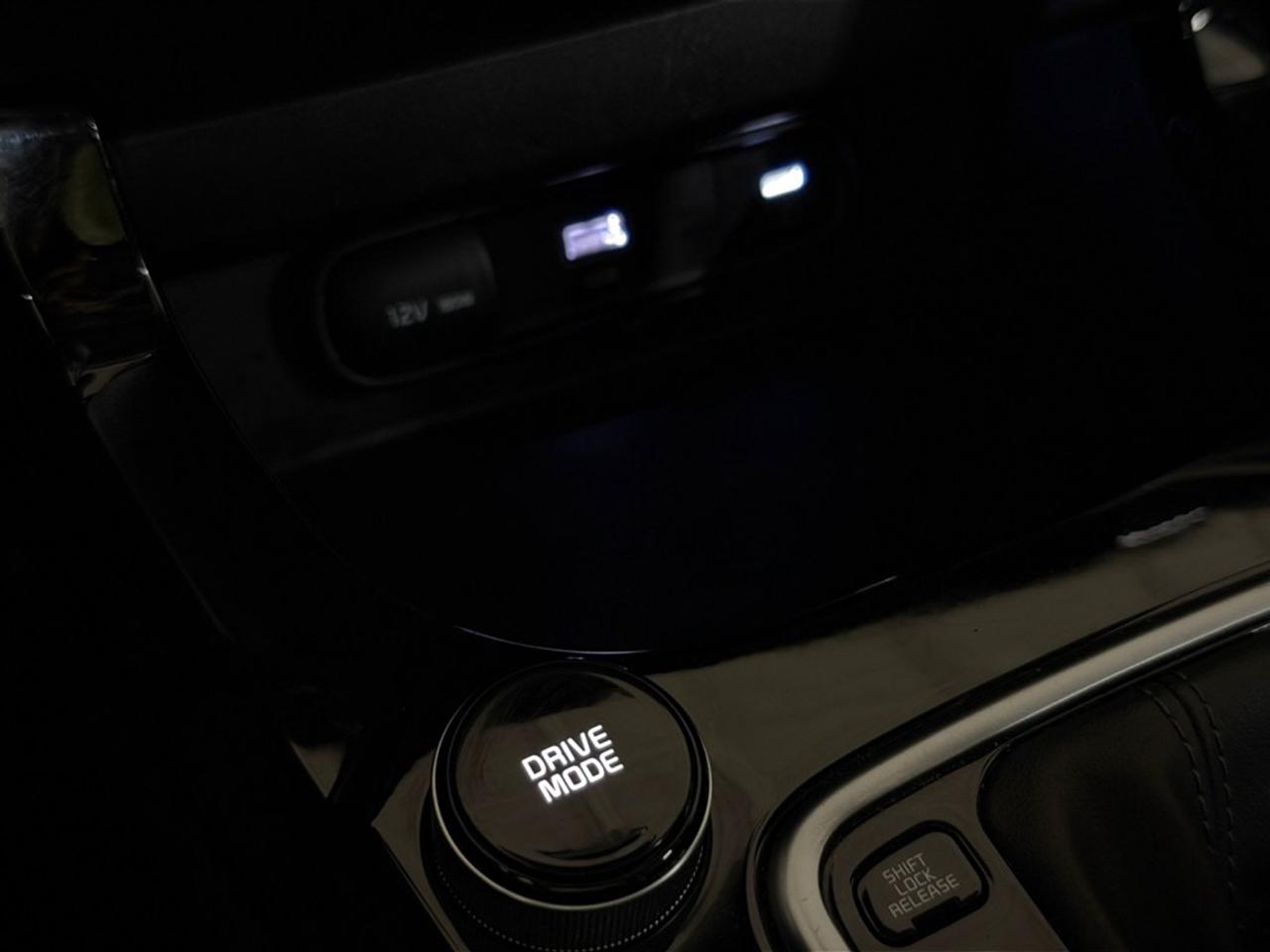2025 Kia Seltos EX AWD Photo