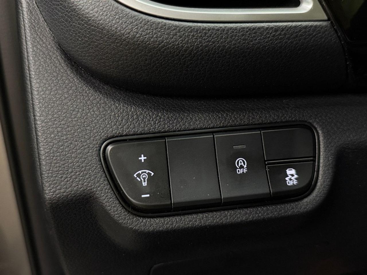 2025 Kia Seltos EX AWD Photo