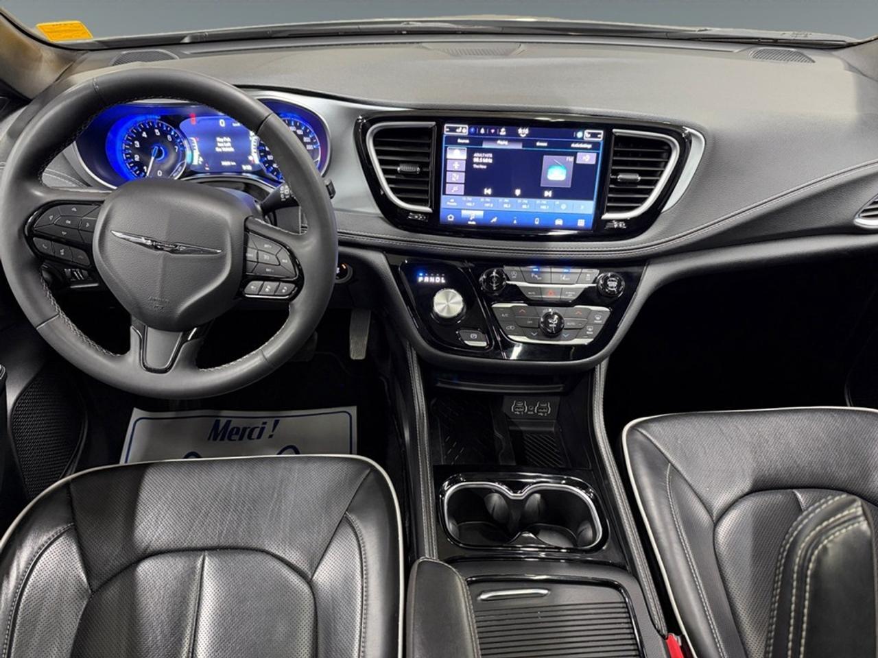 2025 Chrysler Pacifica Limited FWD Photo