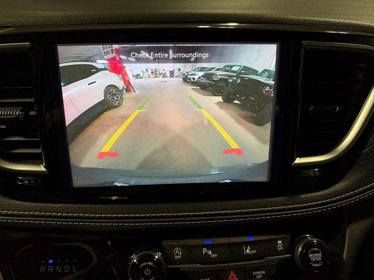 2025 Chrysler Pacifica Limited FWD Photo