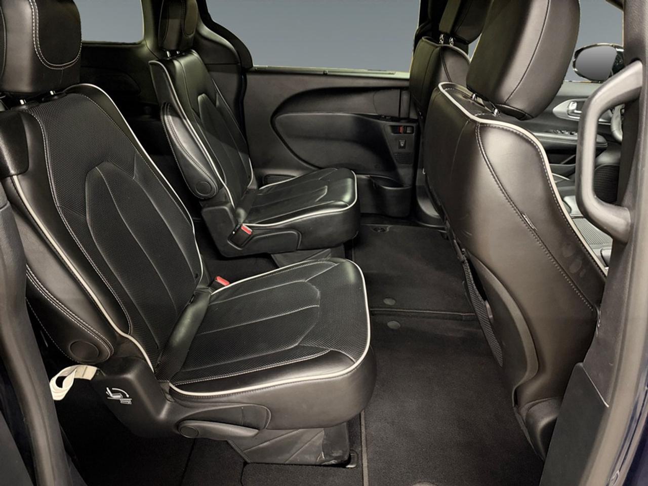 2025 Chrysler Pacifica Limited FWD Photo