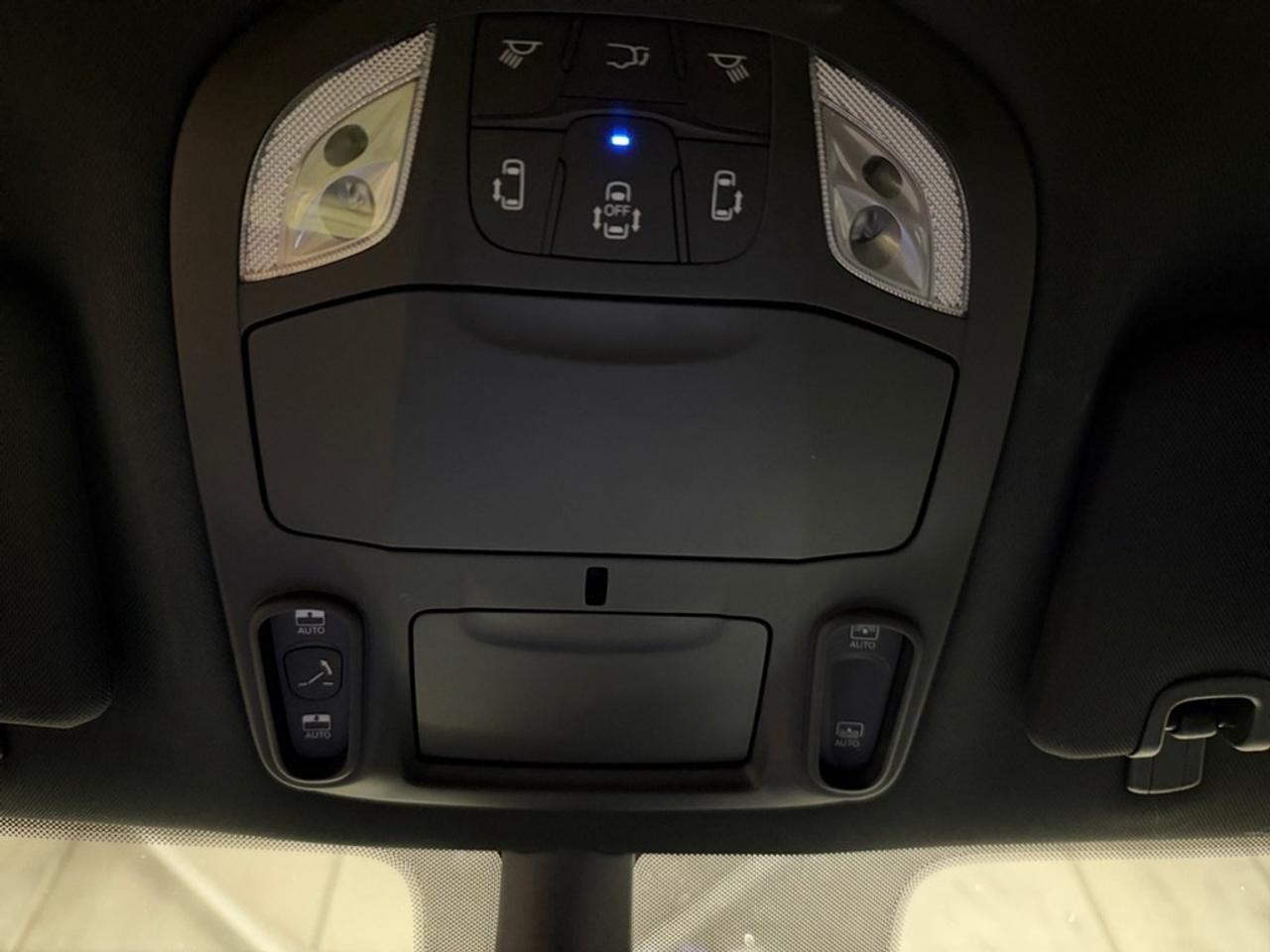 2025 Chrysler Pacifica Limited FWD Photo