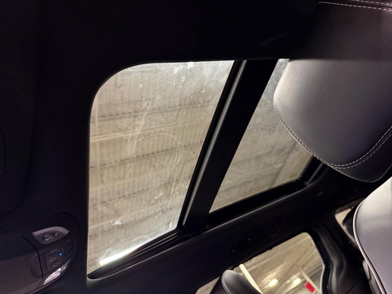 2025 Chrysler Pacifica Limited FWD Photo