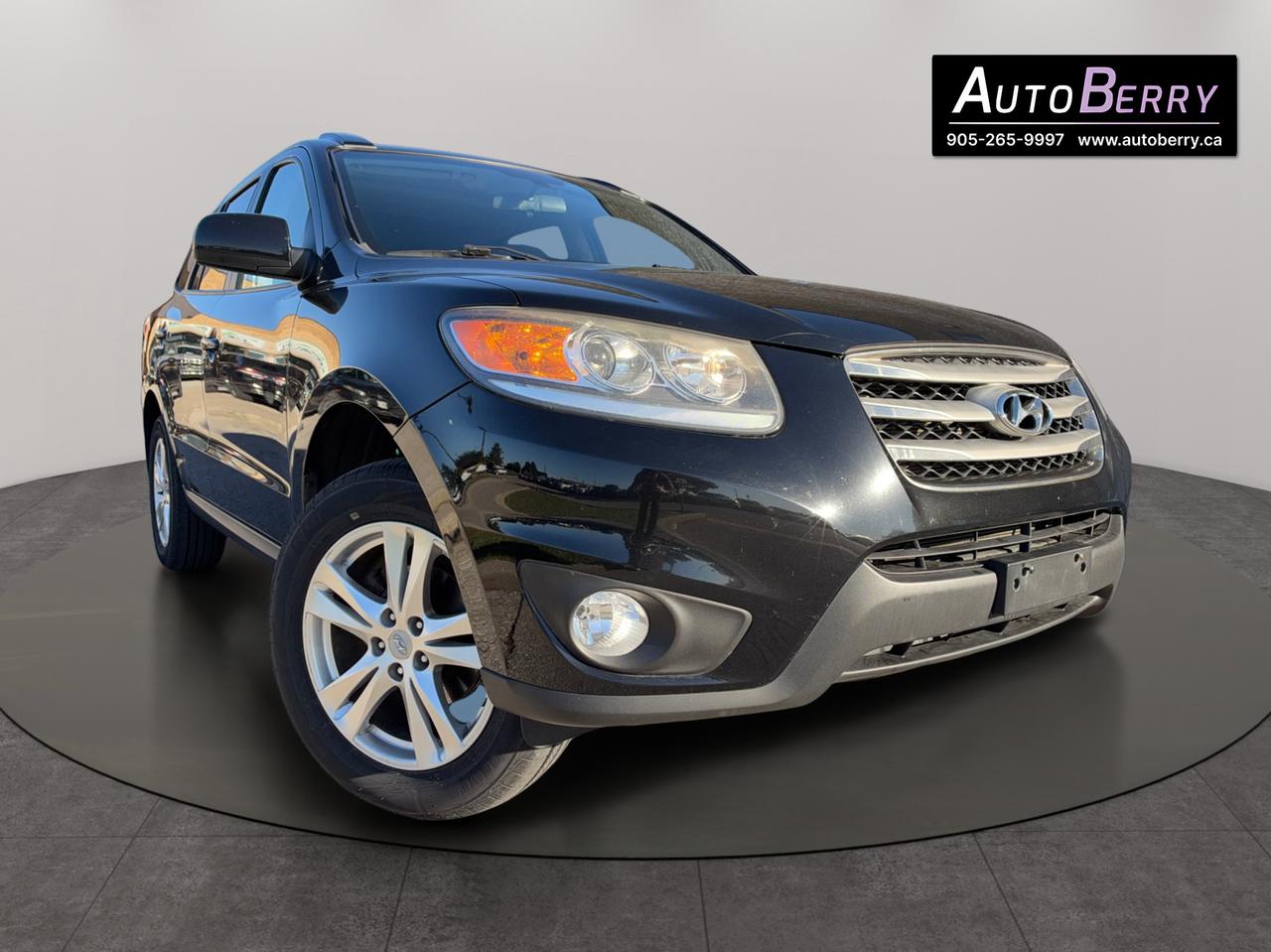 2012 Hyundai Santa Fe FWD 4dr I4 Auto GL Premium Photo0
