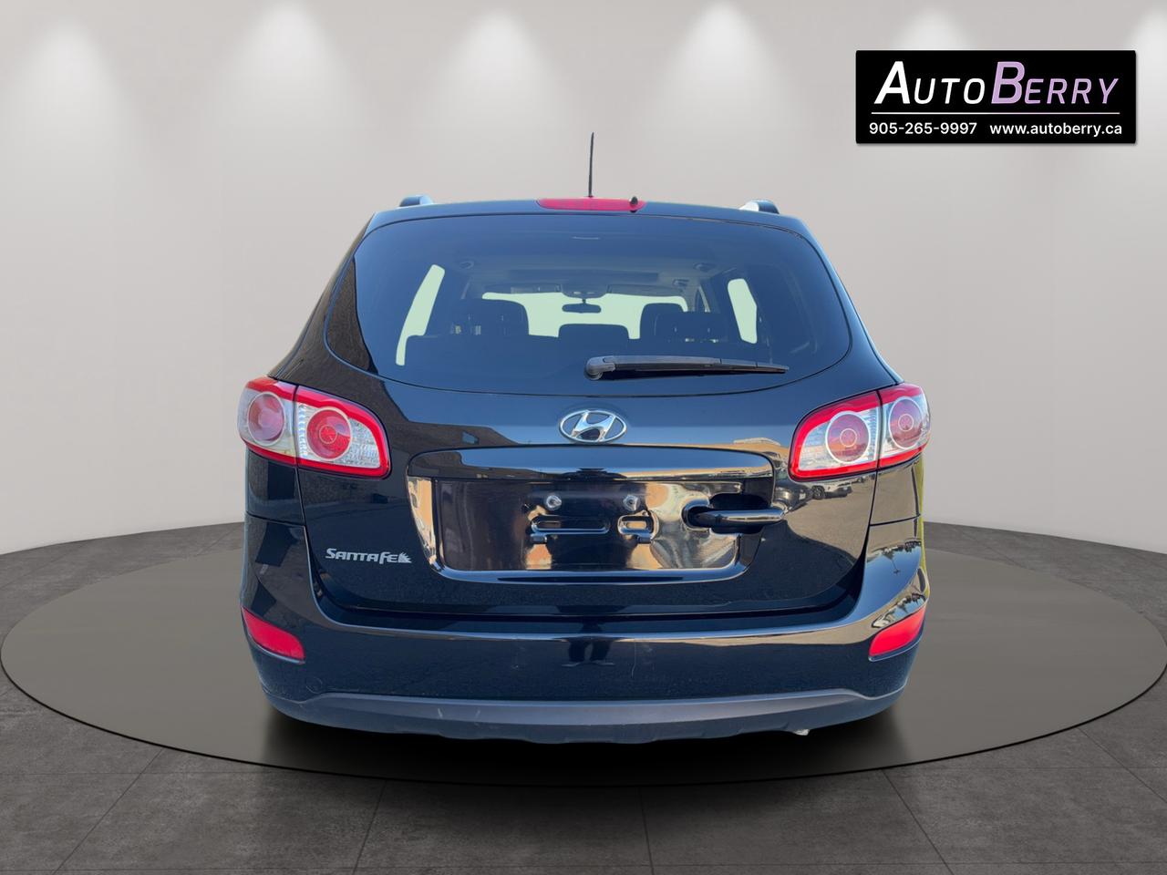 2012 Hyundai Santa Fe FWD 4dr I4 Auto GL Premium Photo