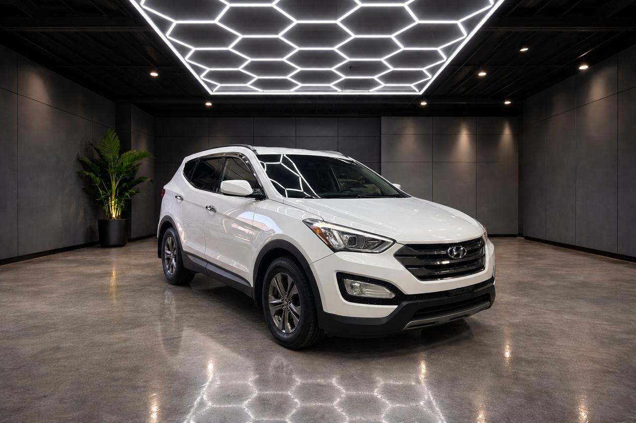 2014 Hyundai Santa Fe Sport FWD 2.4L Photo0