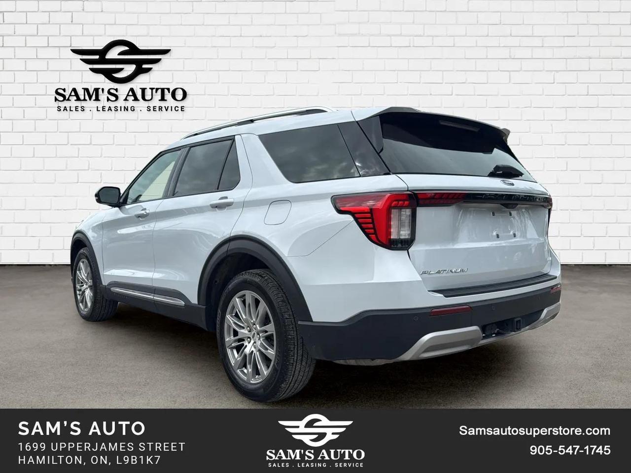 2025 Ford Explorer Platinum 4WD Photo