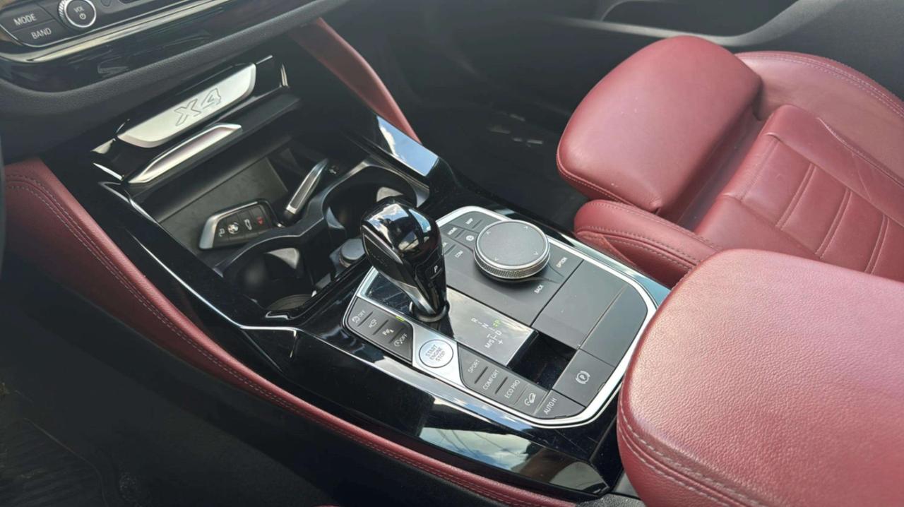 2022 BMW X4 XDrive 30i Sports Coupe Photo