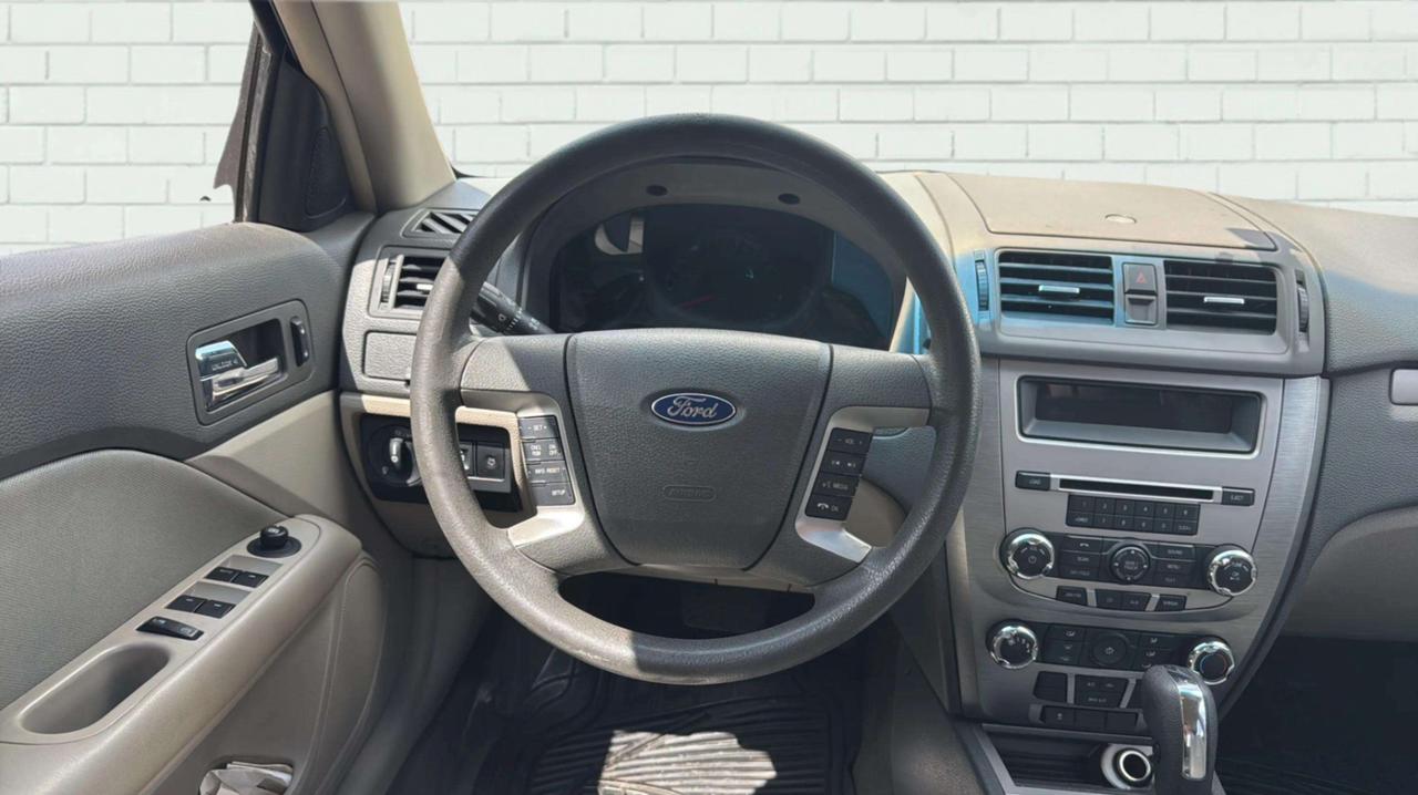 2010 Ford Fusion 4DR SDN I4 SE FWD Photo