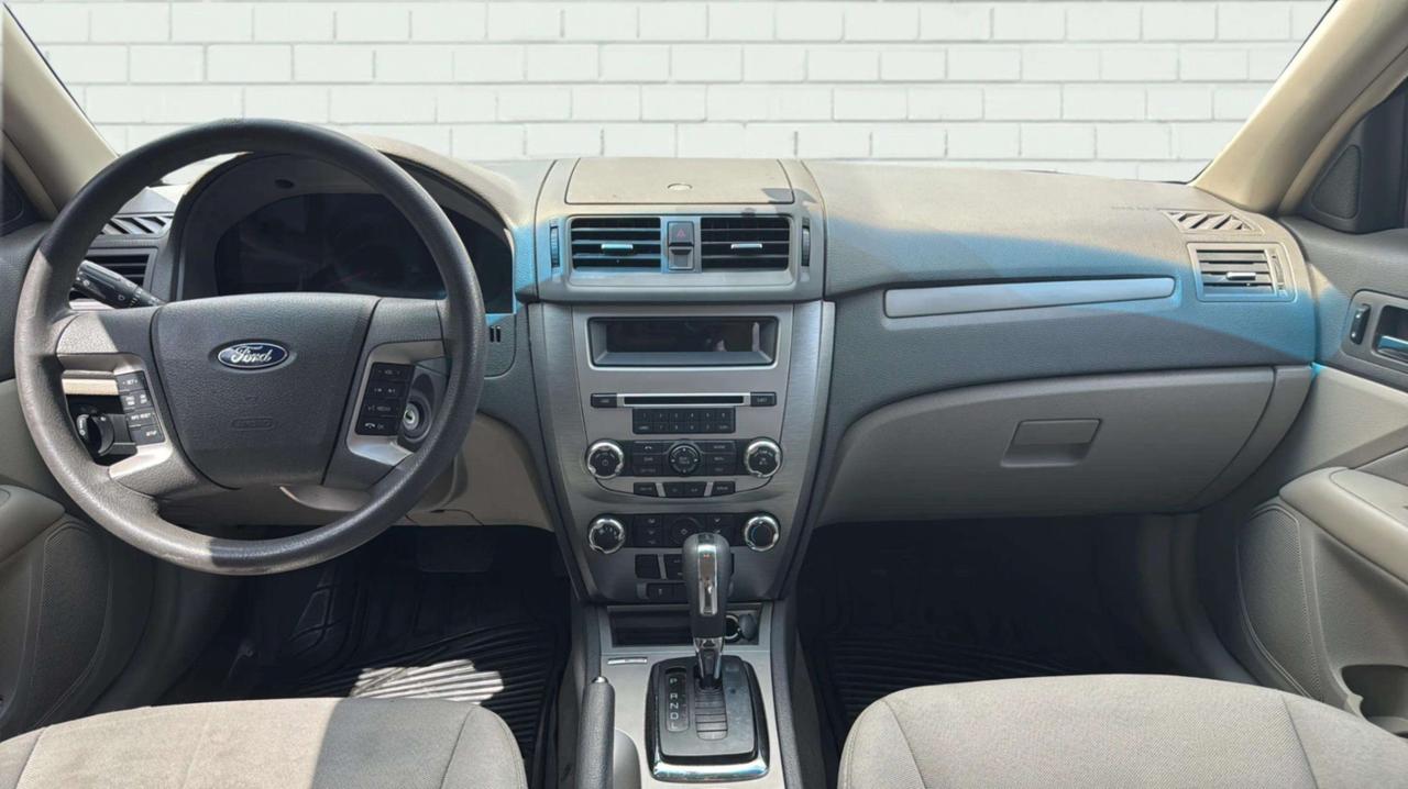 2010 Ford Fusion 4DR SDN I4 SE FWD Photo