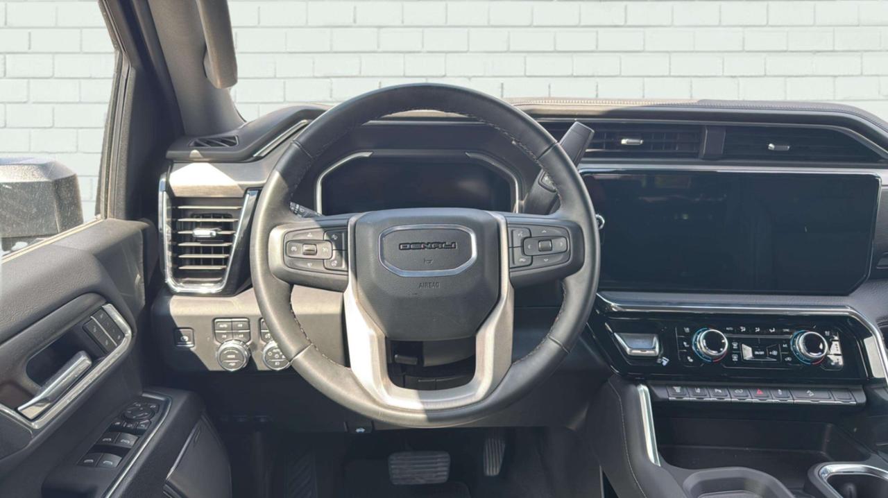 2026 GMC Sierra 2500 HD 4WD Crew Cab 159" Denali Photo
