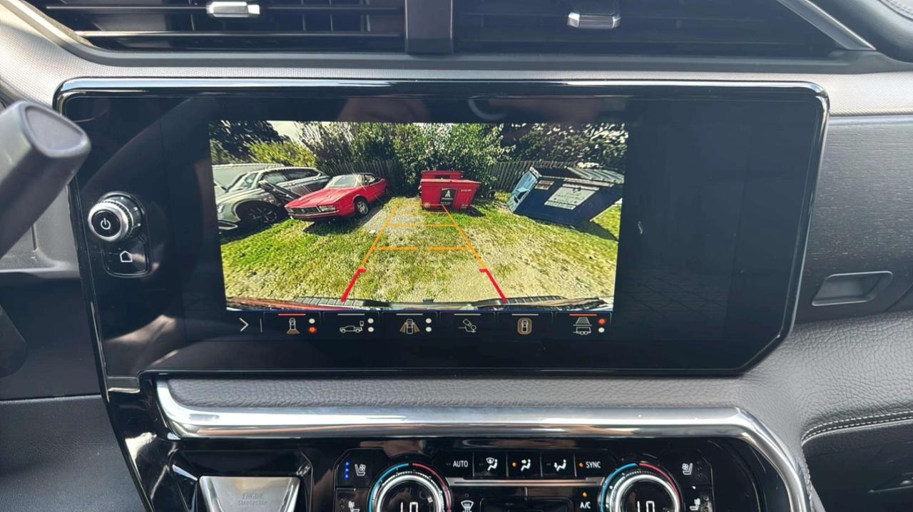 2026 GMC Sierra 2500 HD 4WD Crew Cab 159" Denali Photo