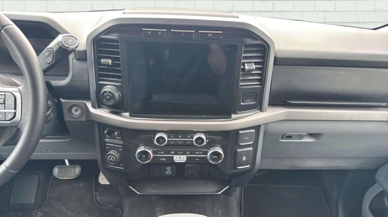 2024 Ford F-150 XLT 4WD SuperCrew 5.5' Box Photo