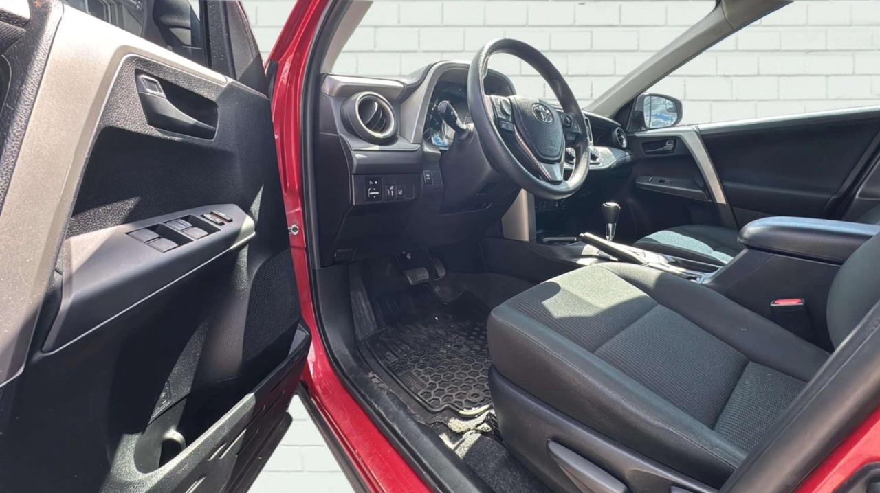 2017 Toyota RAV4 AWD 4dr LE NEW ARRIVAL Photo