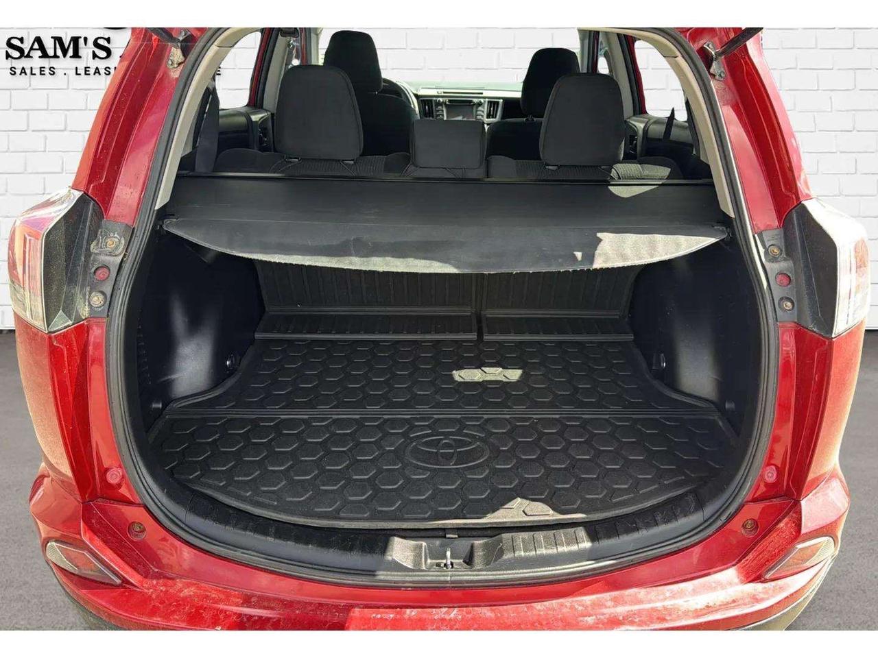 2017 Toyota RAV4 AWD 4dr LE NEW ARRIVAL Photo