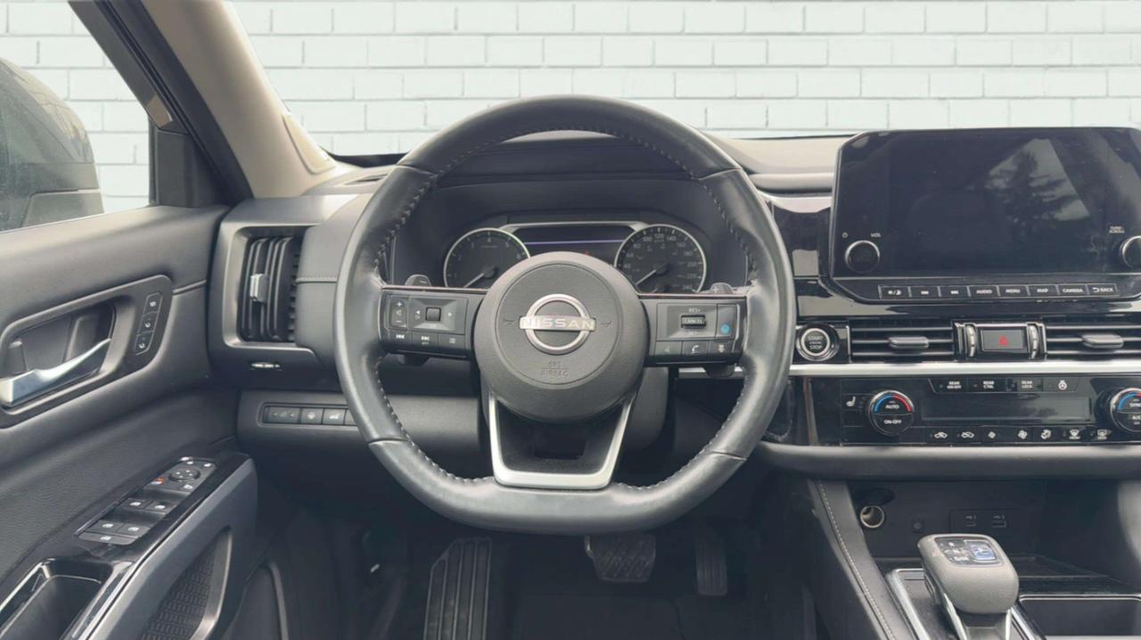 2022 Nissan Pathfinder SL 7 PASSENGER PANORAMIC SUNROOF LEATHER 4WD Photo