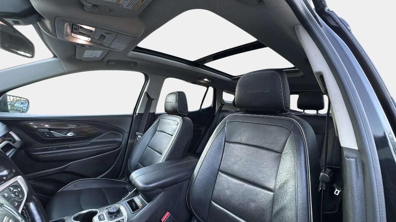 2020 GMC Terrain AWD Denali Fully Loaded Photo