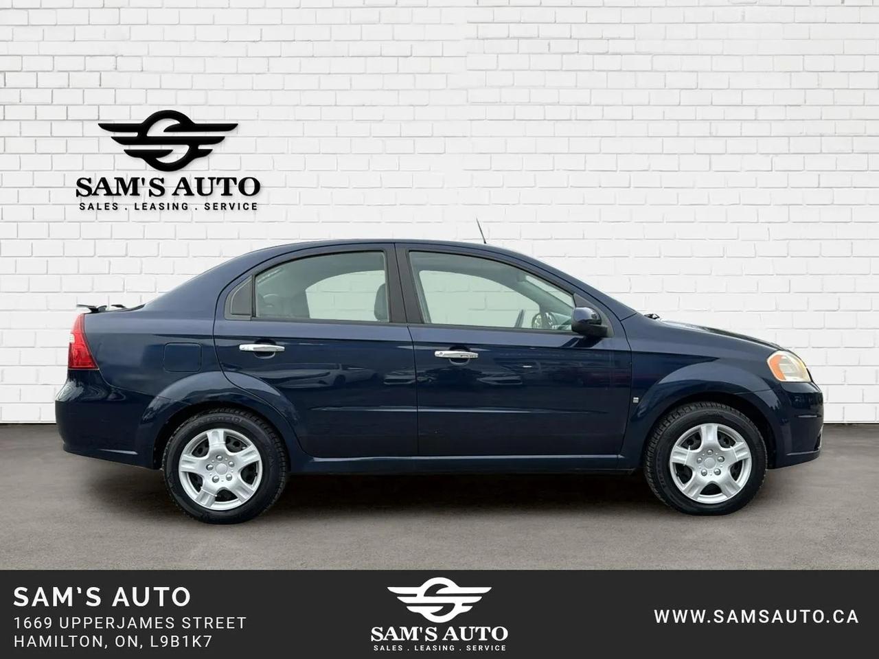2009 Pontiac G3 Wave 4dr Sdn SE Photo5