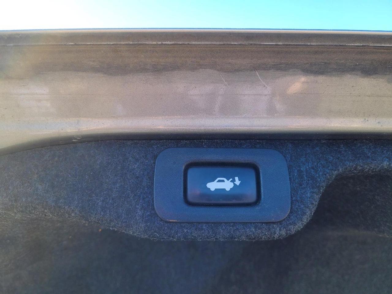 2016 Lexus ES 350 4dr Sdn Photo