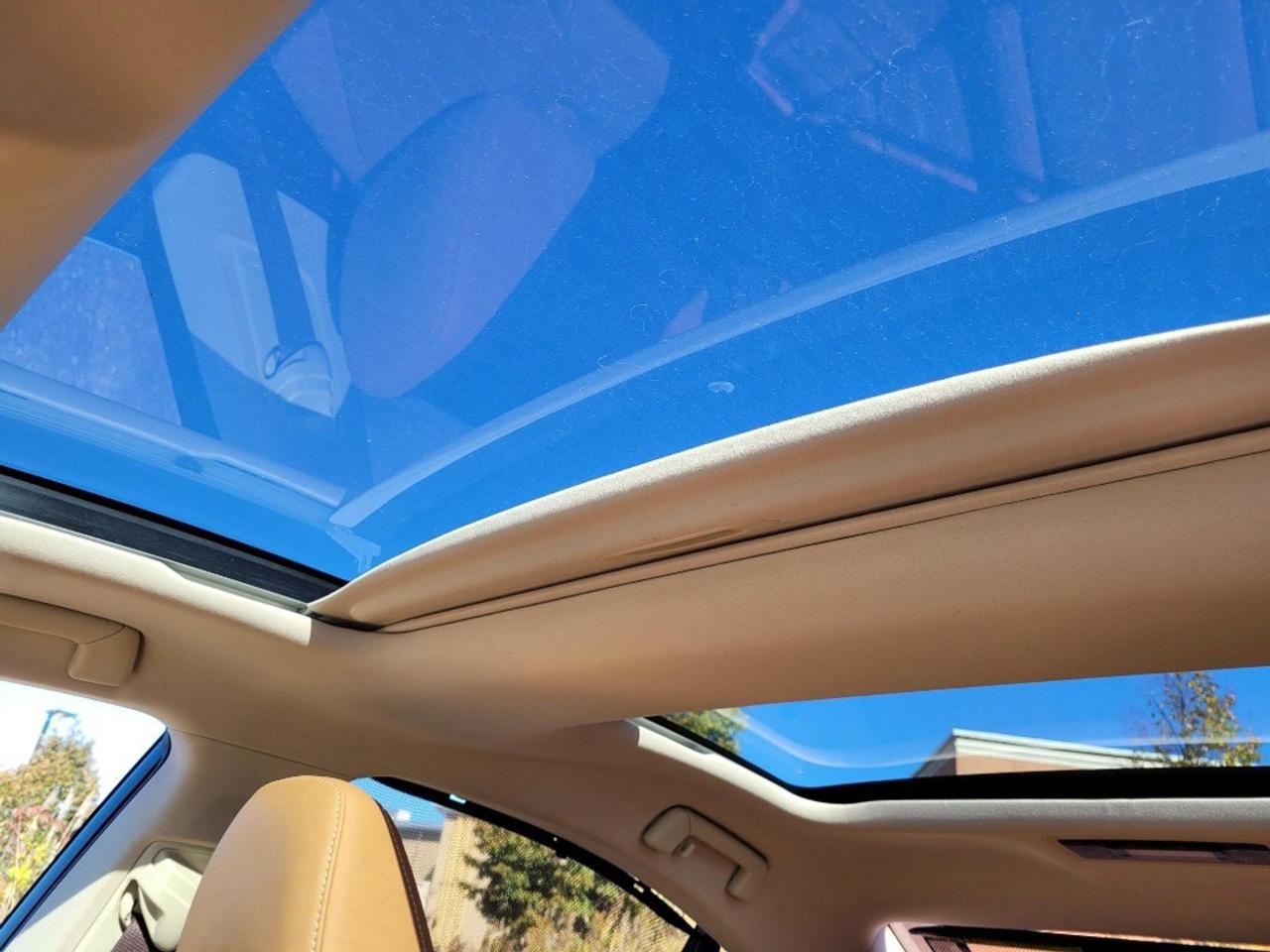 2016 Lexus ES 350 4dr Sdn Photo