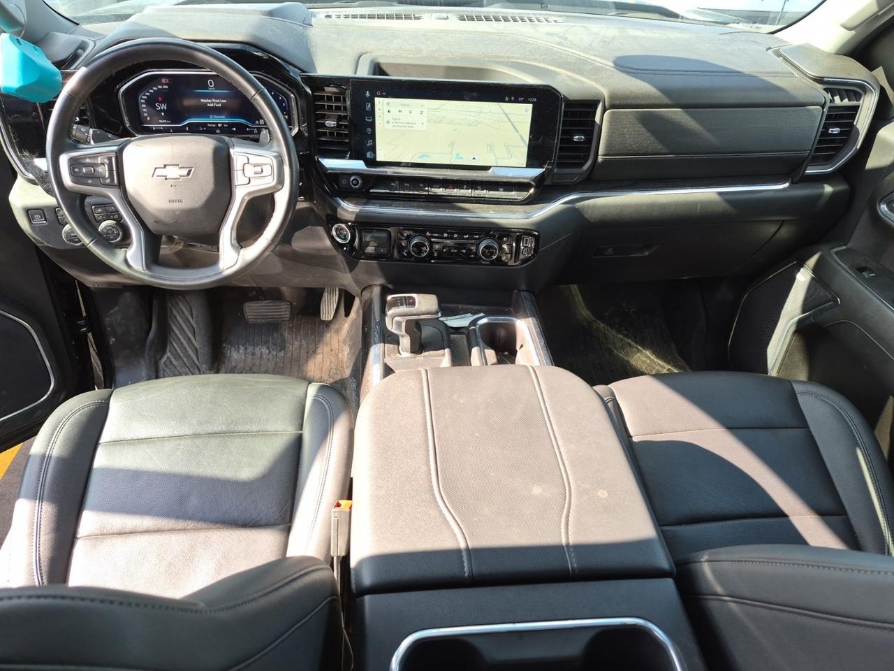 2024 Chevrolet Silverado 1500 LTZ/5.3L V8/SUNROOF/LEATHER/TECH/MULTIPRO/OFF GMAC LEASE! Photo1