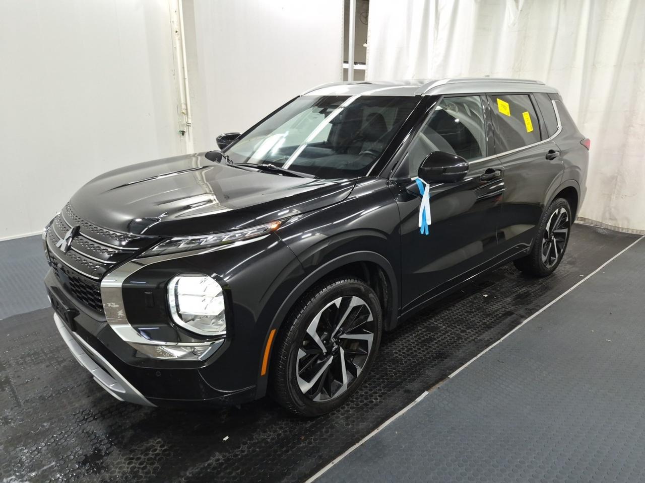 2024 Mitsubishi Outlander GT PREMIUM/AWD/BOSE HUD/360CAM/LEATHER/PANO ROOF/OFF LEASE! Photo0