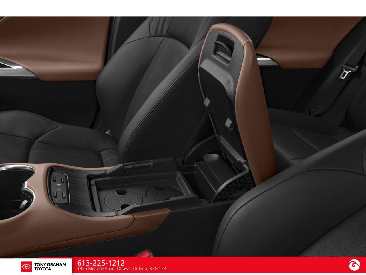 2022 Toyota Venza XLE This vehicle is currently in transit and is expected to be available within 5–10 business days. Photo