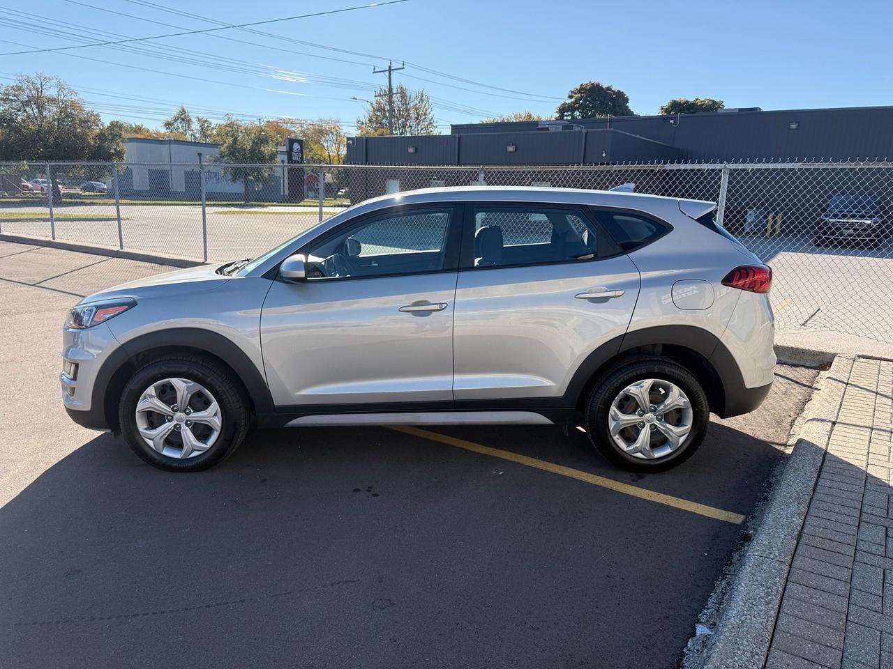2020 Hyundai Tucson Essential Photo