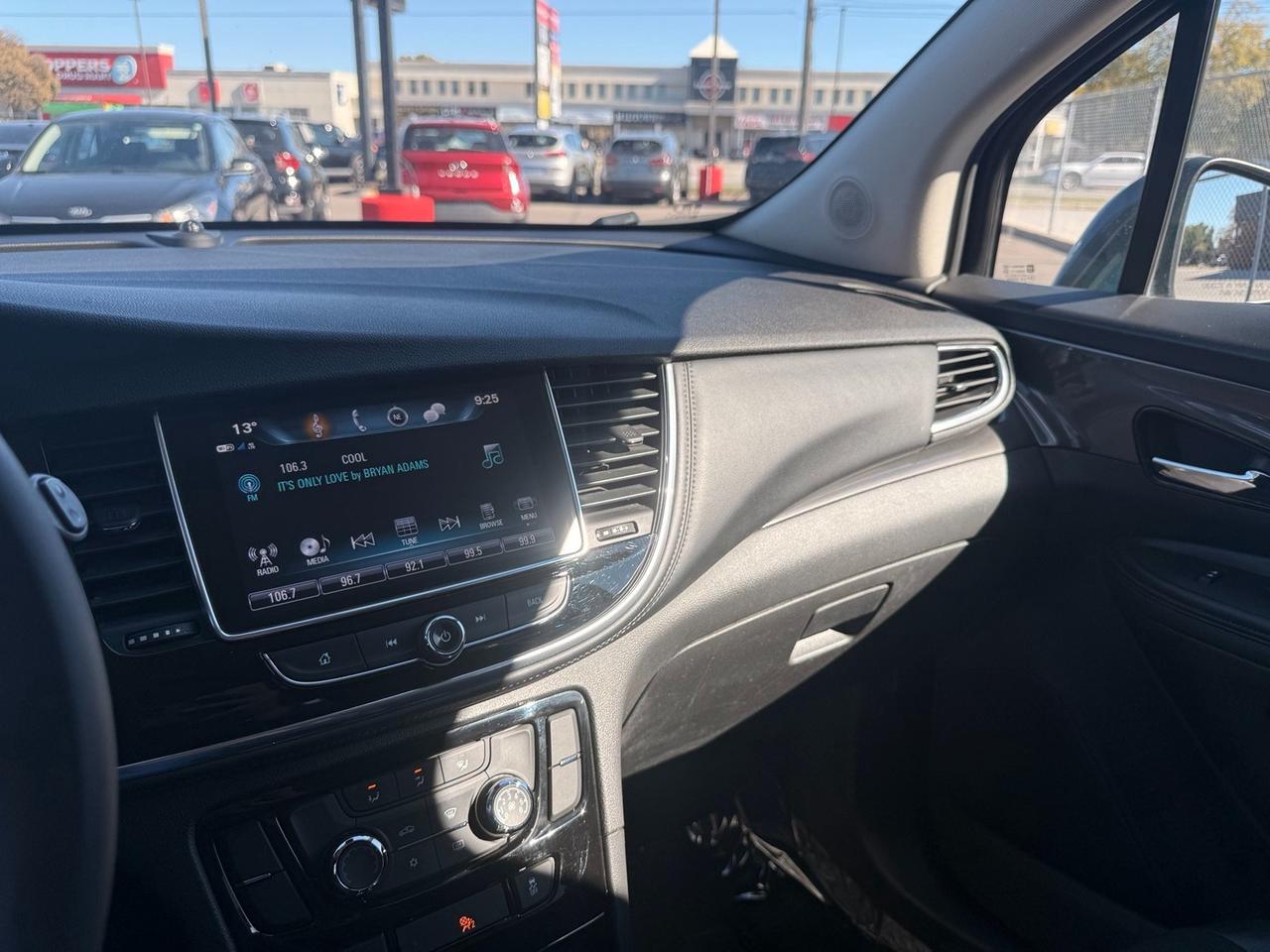 2018 Buick Encore Sport Touring Photo