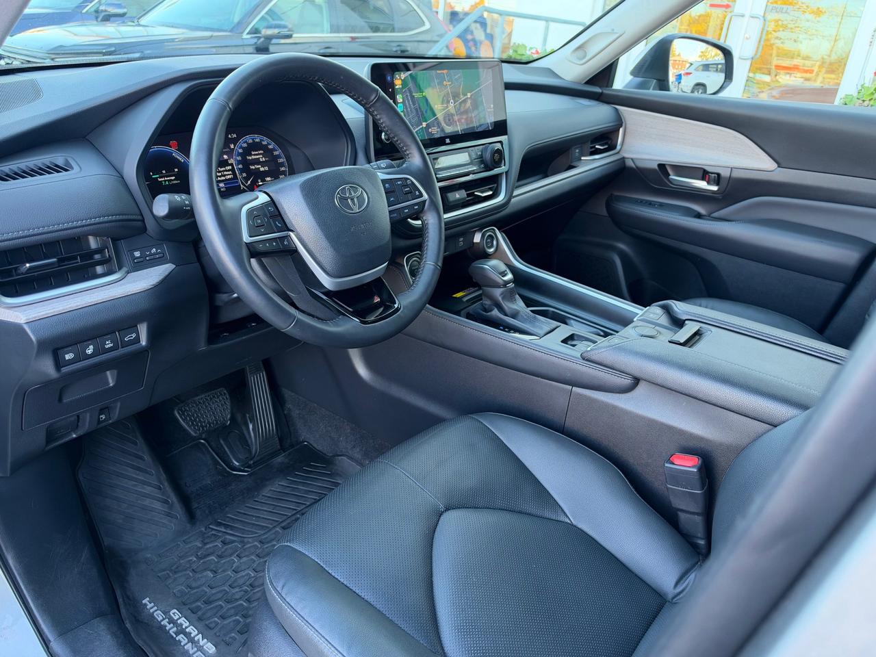 2025 Toyota Grand Highlander Hybrid Limited HYBRID LIMITED! Photo